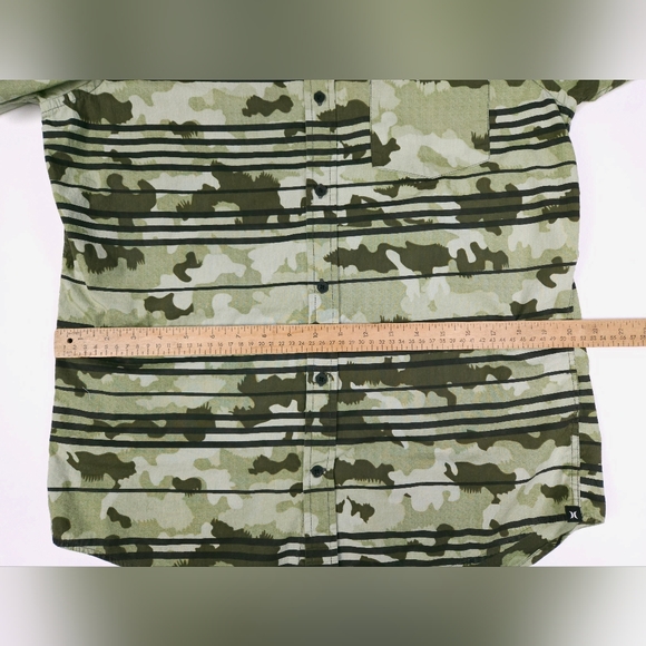 Hurley Argo Camo Palm Casual Short Sleeve Shirt Stripe Green Men's size Medium - Picture 6 of 14